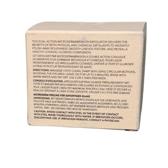 Goop Glow Microderm Instant Glow Exfoliator Cream - Picture 8 of 11